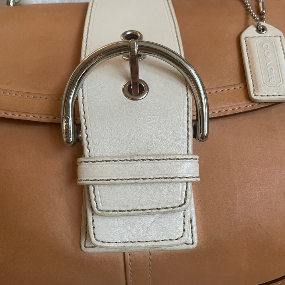 Vintage Coach Soho Buckle Flap 6692 | Tan Ivory Vachetta Leather Y2K - Picture 5 of 15
